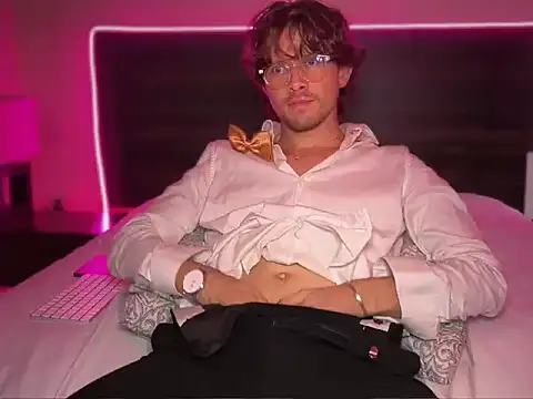 mcklister_kinky_feets (M young) - CUM AT GOAL