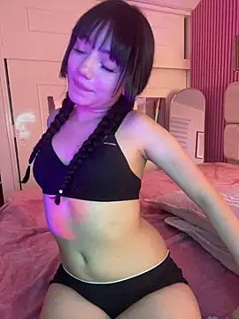 Webcam Model (MayyBonita) is live