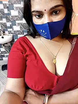 Webcam Model (naughty_nataasa)  is live.Free join now!