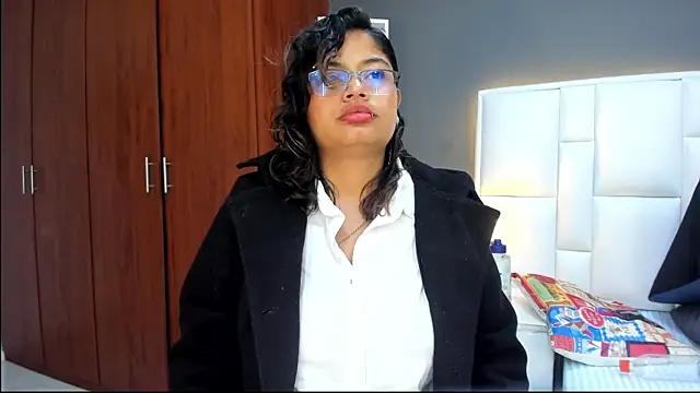 yeral2017 (F young) - show naked