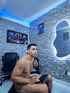 choreytaiylor - ChoreyTaiylor's free webcam - UK Sex Cams