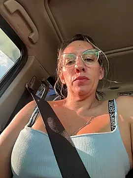 Gatitacarlita live sex cam