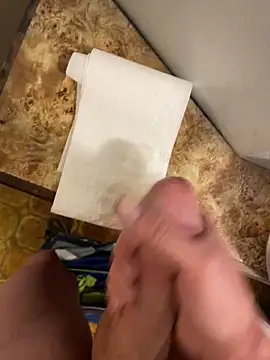 nutsohard (M young) - Females cum with me!! FEMALES ONLY!!