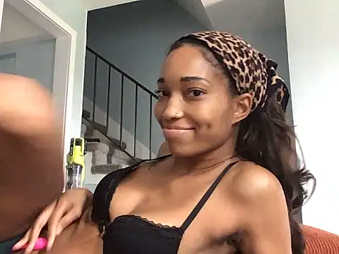 lunabl00m (F young) - 🦋Good vibes🦋