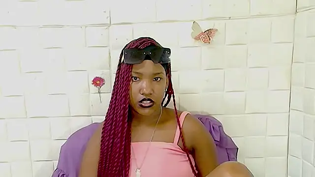 eroticsexyprada - EroticSexyPrada's free webcam - UK Sex Cams