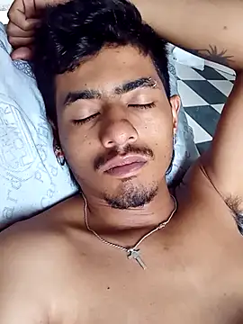 Live sex cam di SkinniYamo