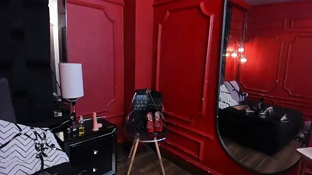 lilithmiller3 - Lilithmiller3's free webcam - UK Sex Cams