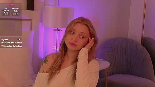 mollyhilton - MollyHilton's free webcam - UK Sex Cams