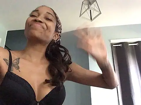 lunabl00m (F young) - 🦋Good vibes🦋