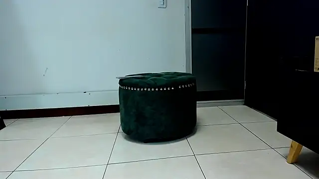 amiradulcee - AmiraDulcee's free webcam - UK Sex Cams