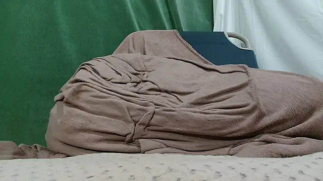 luckyalice_4u - Luckyalice_4u's free webcam - UK Sex Cams