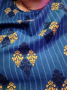 strawberry4403 - Strawberry4403's free webcam - UK Sex Cams