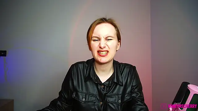 kinkymisscherry - KinkyMissCherry's free webcam - UK Sex Cams