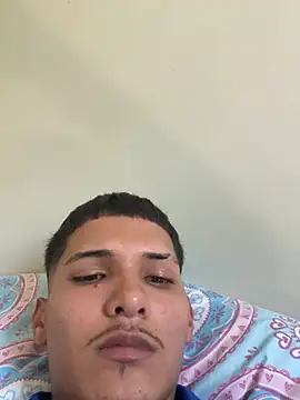 carlitosd14 (M twink) - Botar leche