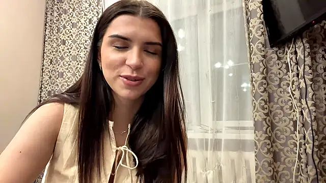 kerryforce (F teen) - heart in tits