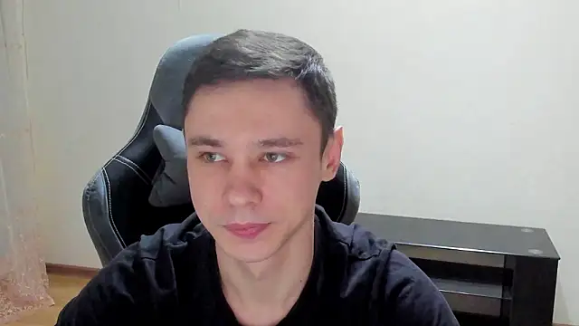 alexmansuper - Alexmansuper's free webcam - UK Sex Cams