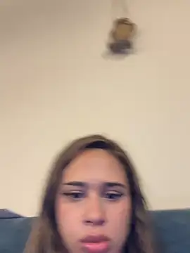 babykathy (F teen) - Wet my pussy + cum