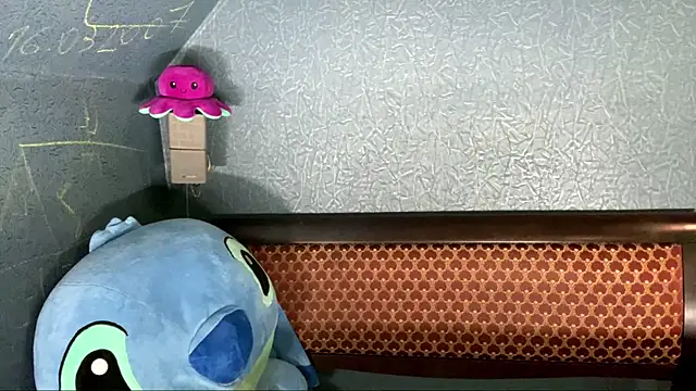 carmelaliebherr (F teen) - Change the outfit