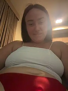 KiraSunshine live cam profile