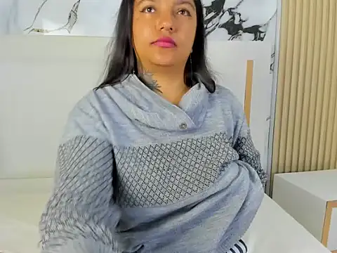 wet_valeria777 (F young) - total naked