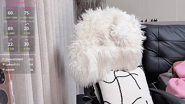 美女Aichinaitang168在线直播