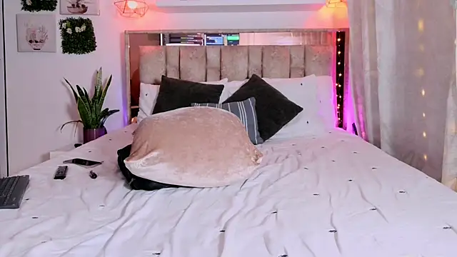 Dulce_Morrys live cam profile