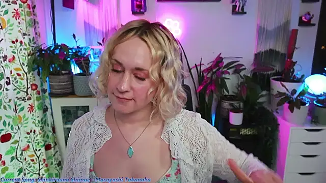 xzoeyryanx (T milf) - panties off