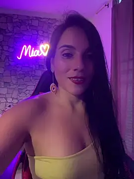 miaswwe - Miaswwe's free webcam