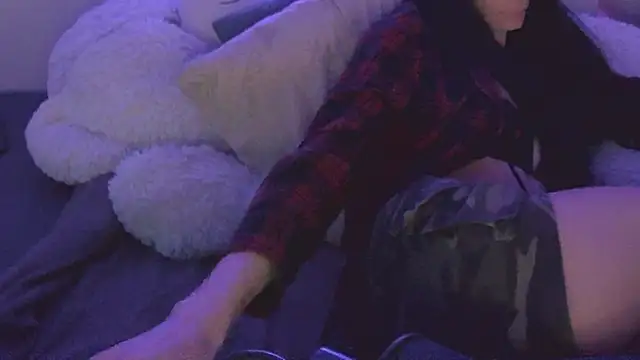 CeriseLapine live sex cam