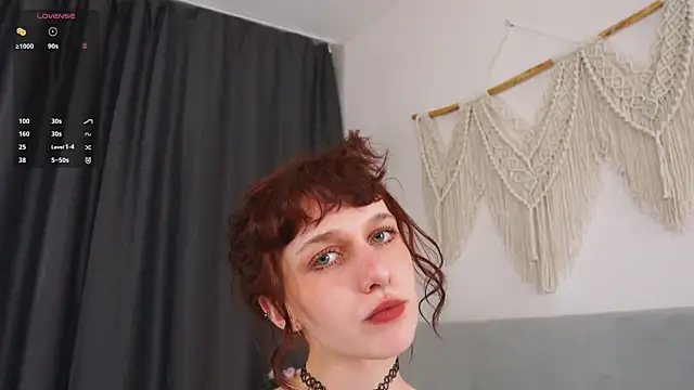 leelooyolo - LeelooYolo's free webcam