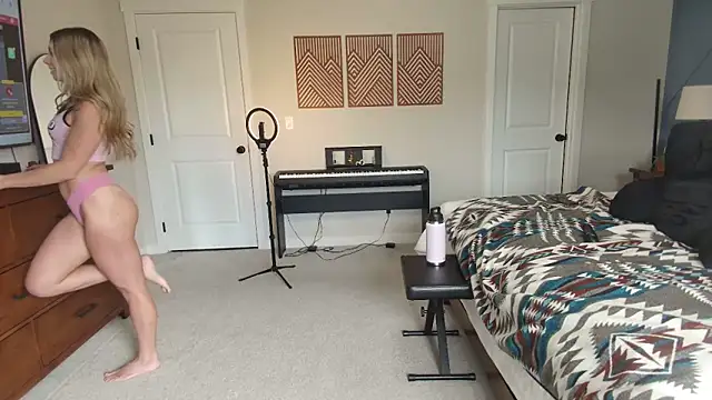 xxyourgirlblair webcam