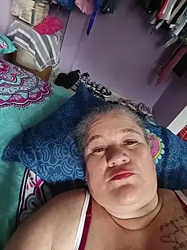 cheekysnowqueen_69 - CheekySnowQueen_69's free webcam - UK Sex Cams