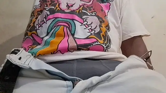 royblackbigpvt (Ask my age) - very hard.. cum... cum