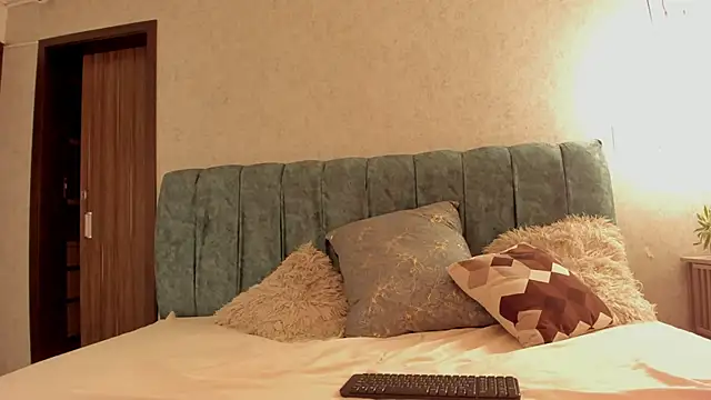 aleera_walton (T young) - 🦋🌹💖hard cock show for daddy💖🌹🦋