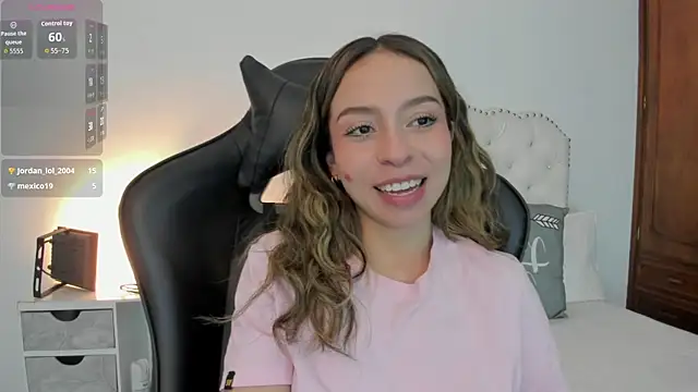 luuluberry - LuuluBerry's free webcam - UK Sex Cams