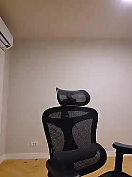 Live sex cam of MiaRides19