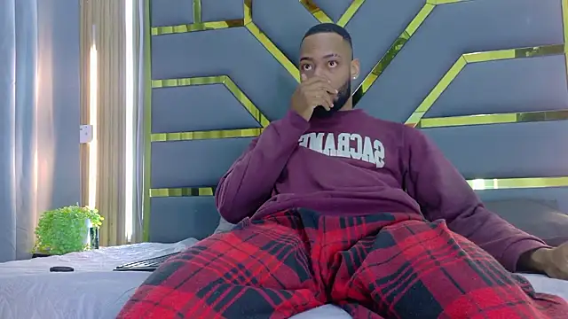 Oliver_bigblack_cock