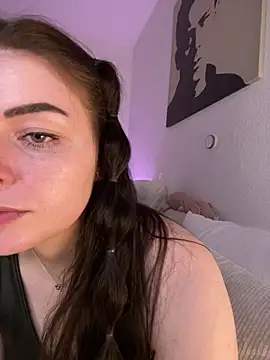 EllyNora Live Webcam on Stripchat