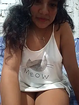 Webcam Model (sivi22)  is live.Free join now!