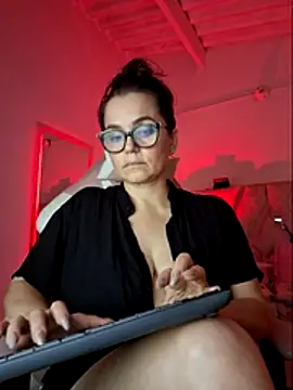 mariapau_83 - MariaPau_83's free webcam - UK Sex Cams