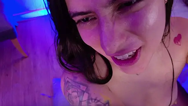 dakotaa__ (F young) - MORE BRIGHTNESS, PLEASE✨✨