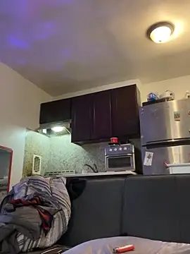 littyleesh1 (F young) - spank that pussy 5x + SPIT ON IT BABY