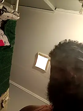 t92bbc (M young) - Jack off until cum +stripping while tipp