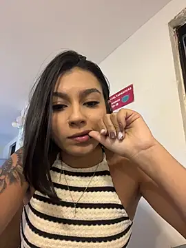 alyssaray (F teen) - TSUNAMI!!🌊🌊