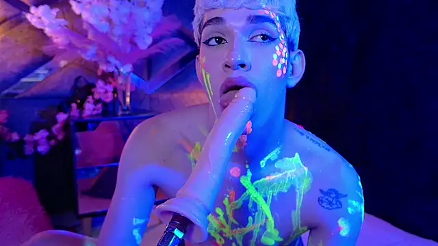 cherry_zayden_ - Cherry_zayden_'s free webcam - UK Sex Cams