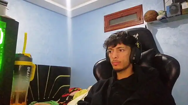 dark_desirex - Dark_DesireX's free webcam - UK Sex Cams