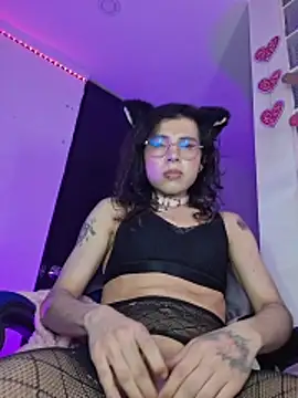 Sweet-SharoKitty webcam