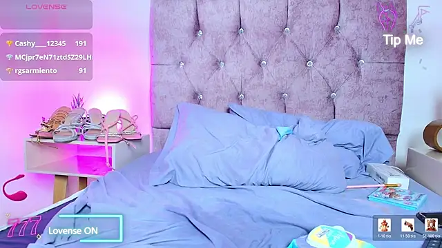 skye_moore - Skye_Moore's free webcam - UK Sex Cams