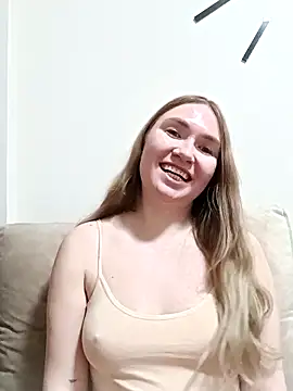 kisavixen - KisaVixen's free webcam