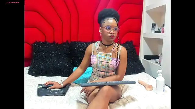 lexy__grey_ - Lexy__grey_'s free webcam